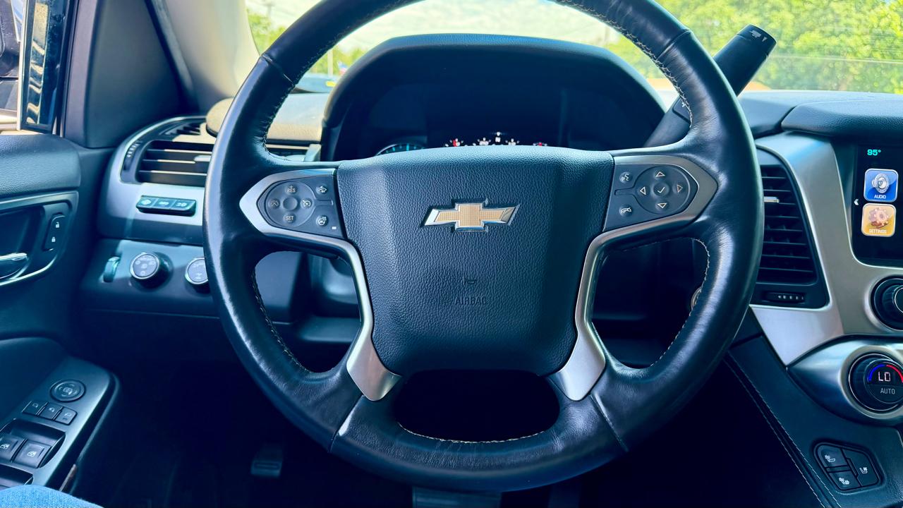 Chevrolet Suburban  2017