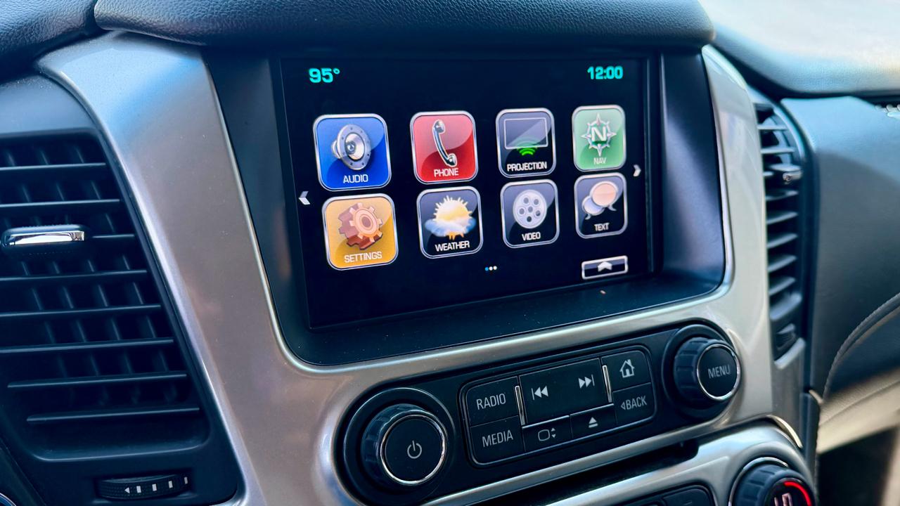 Chevrolet Suburban  2017