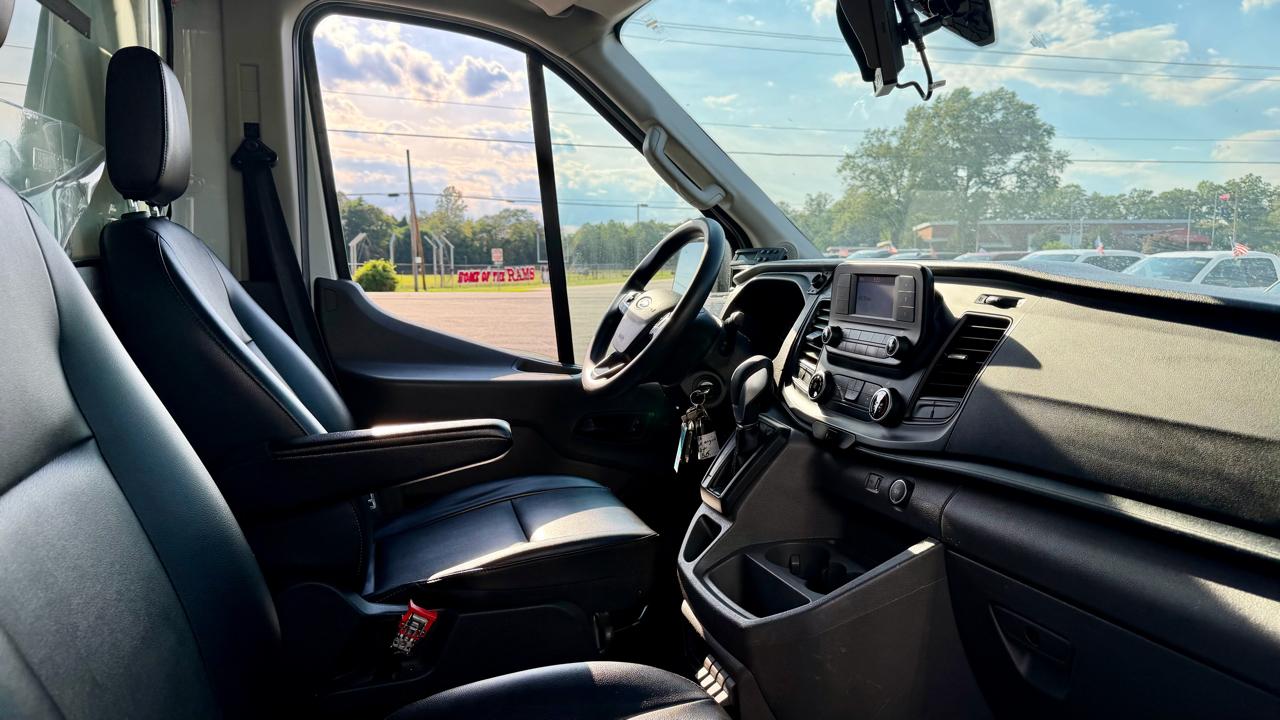 Ford Transit Cutaway  2021