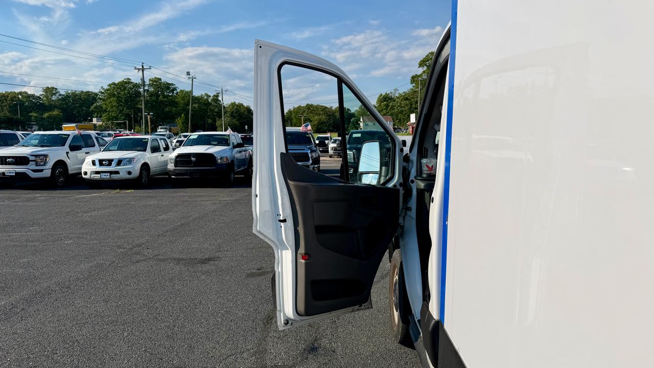 Ford Transit Cutaway  2021