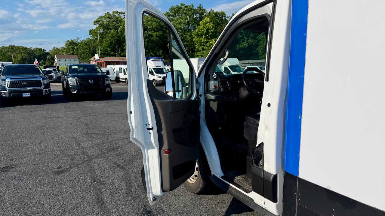 Ford Transit Cutaway  2021