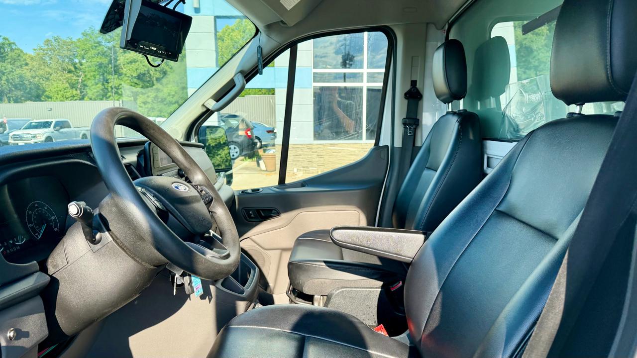 Ford Transit Cutaway  2021