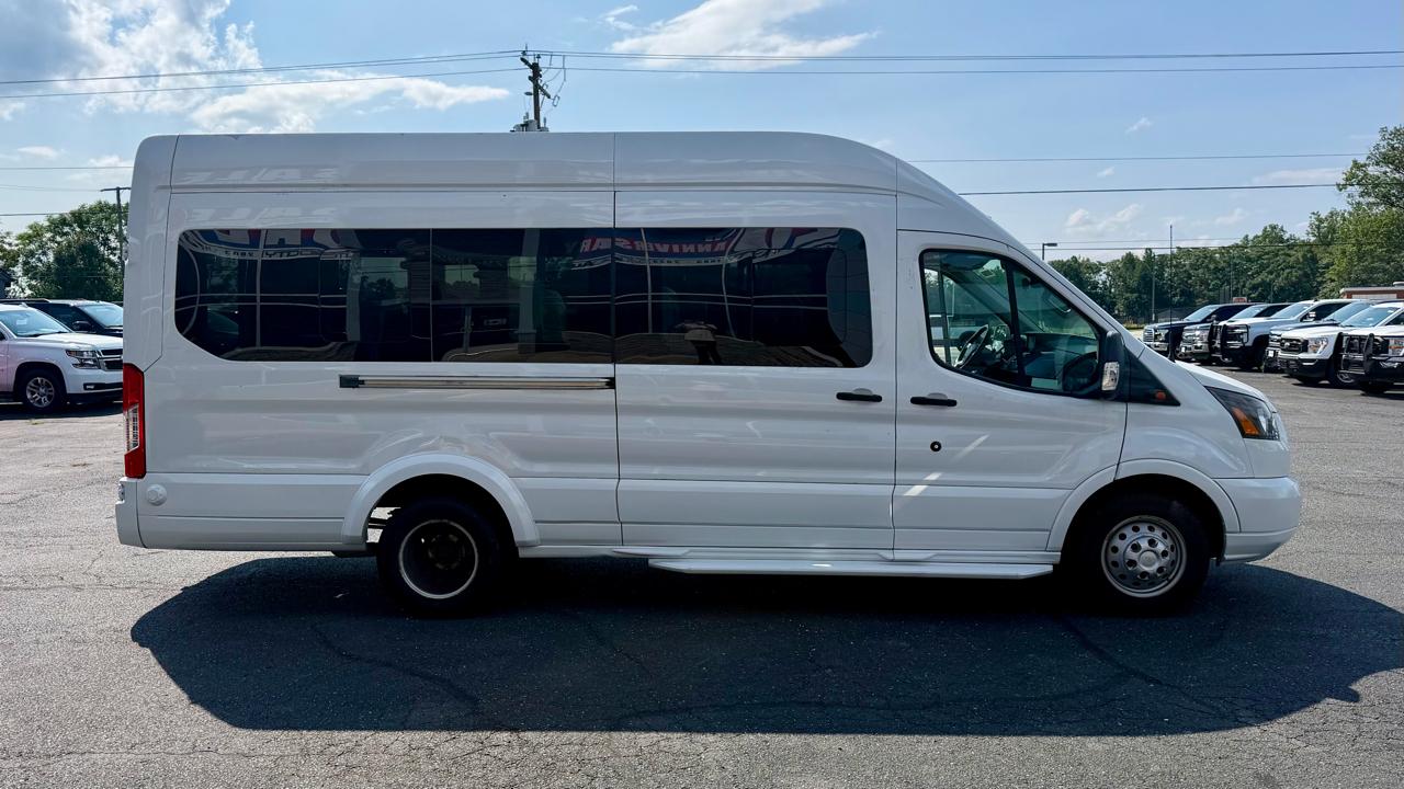 Ford Transit Passenger Wagon T-350 148" EL High Roof XLT Sliding RH Dr DRW 2019