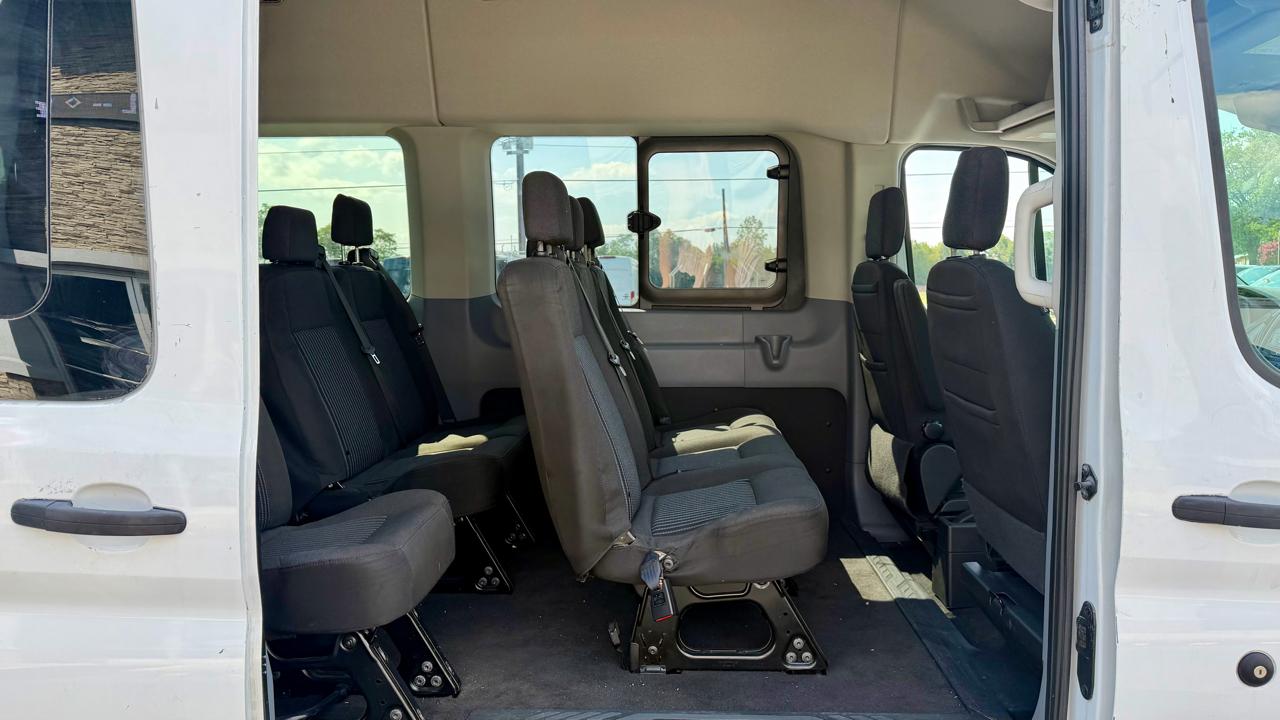 Ford Transit Passenger Wagon T-350 148" EL High Roof XLT Sliding RH Dr DRW 2019