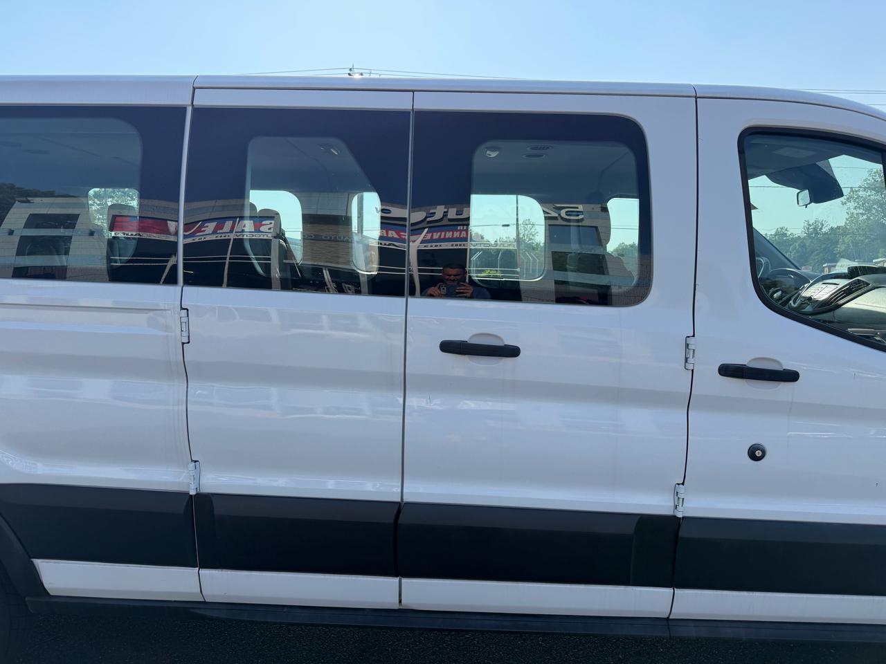Ford Transit Passenger Wagon  2019