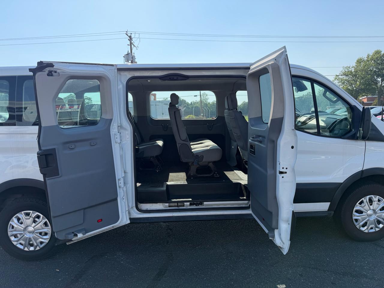 Ford Transit Passenger Wagon  2019