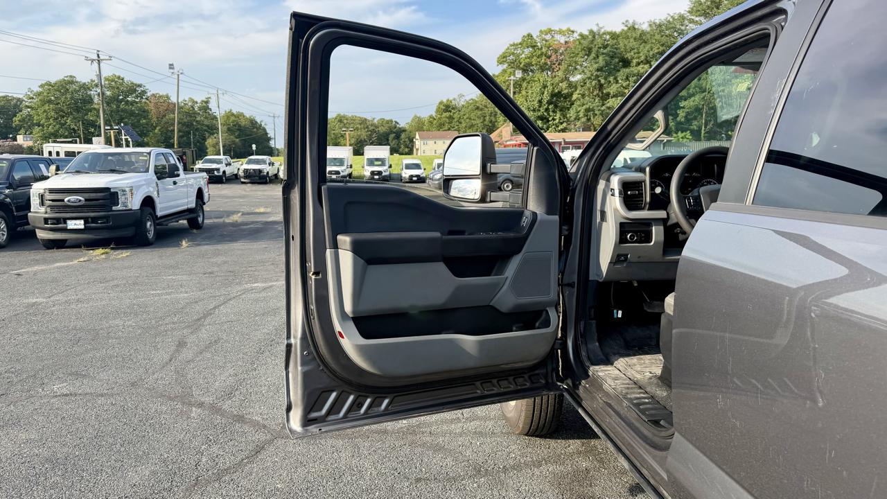 Ford Super Duty F-350 DRW  2023