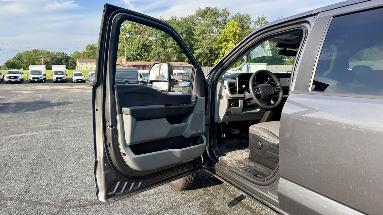 Ford Super Duty F-350 DRW  2023