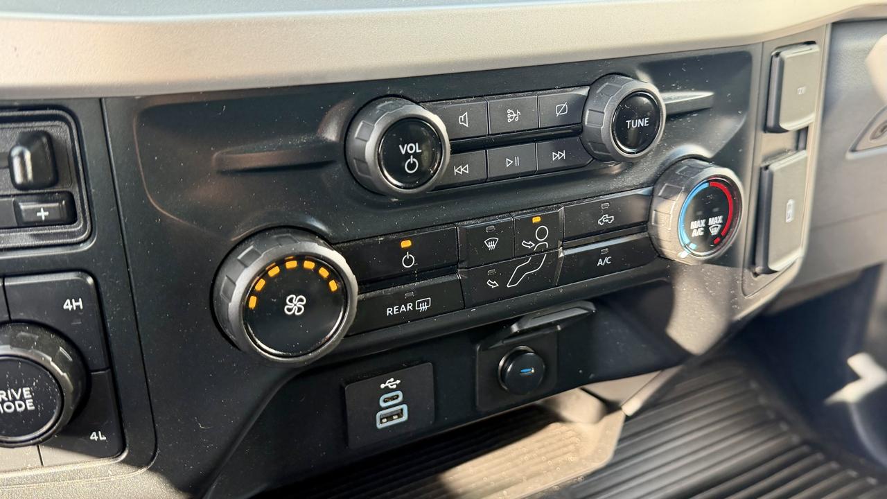 Ford Super Duty F-350 DRW  2023