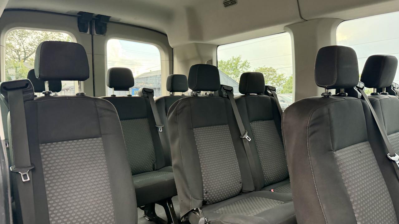 Ford Transit Passenger Wagon  2020
