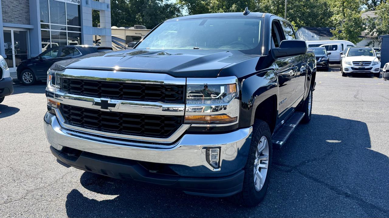 Chevrolet Silverado 1500 4WD Crew Cab 143.5" LT w/1LT 2018