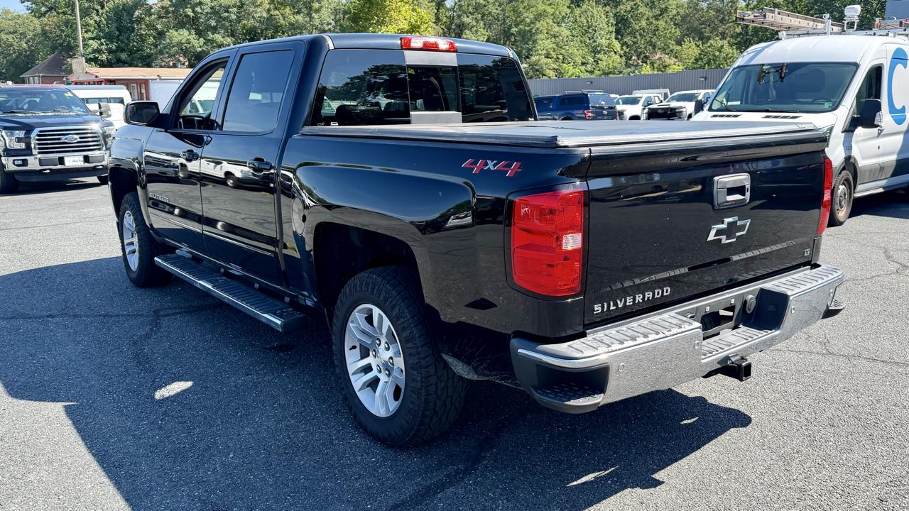 Chevrolet Silverado 1500 4WD Crew Cab 143.5" LT w/1LT 2018