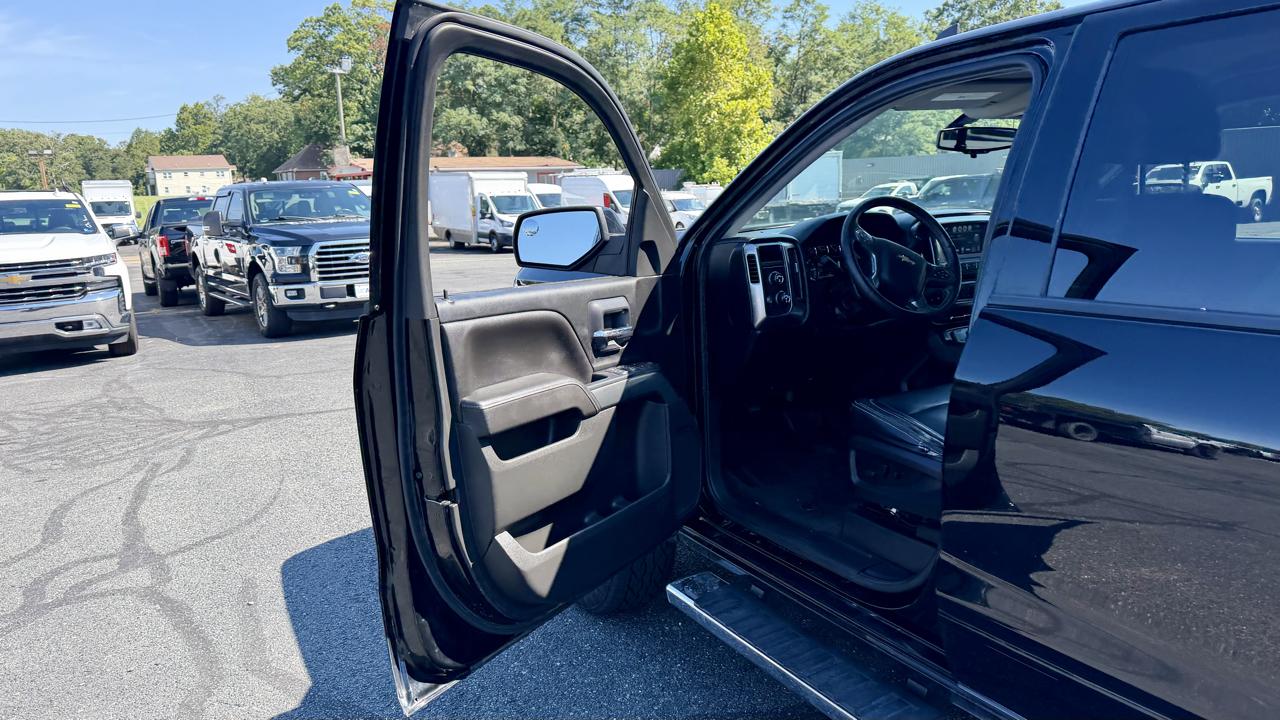 Chevrolet Silverado 1500 4WD Crew Cab 143.5" LT w/1LT 2018