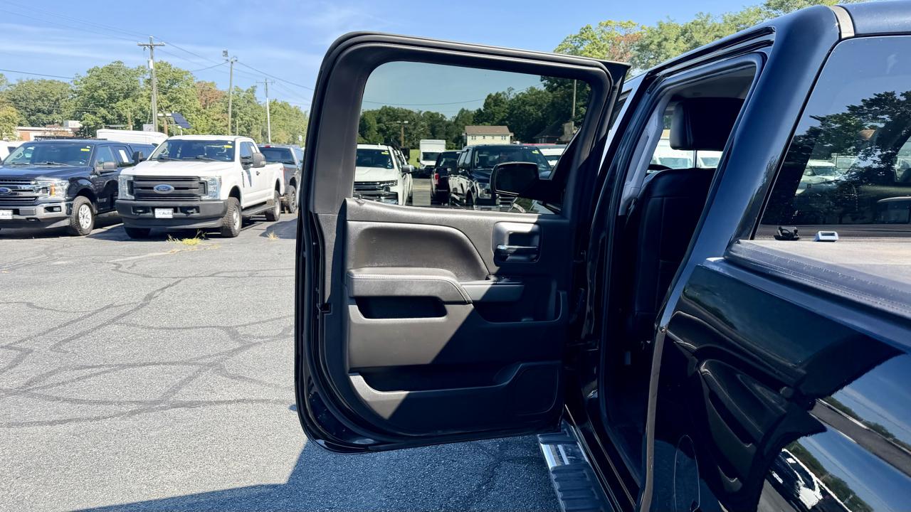 Chevrolet Silverado 1500 4WD Crew Cab 143.5" LT w/1LT 2018
