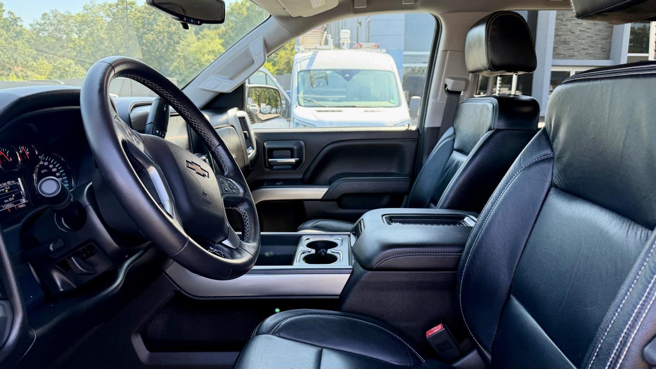 Chevrolet Silverado 1500 4WD Crew Cab 143.5" LT w/1LT 2018