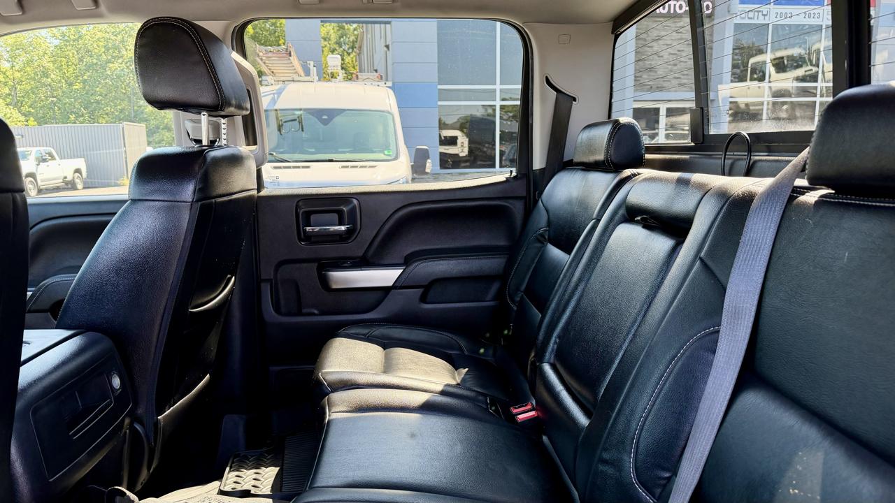 Chevrolet Silverado 1500 4WD Crew Cab 143.5" LT w/1LT 2018