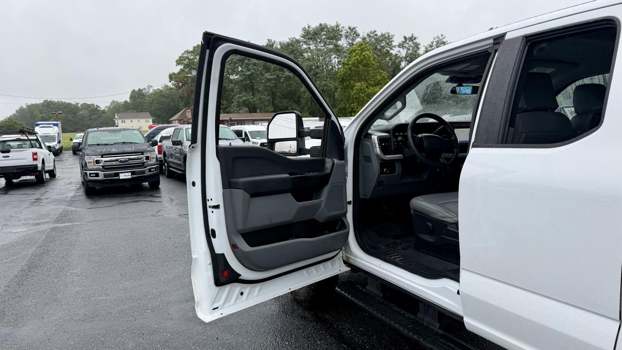 Ford F-250 photo 14