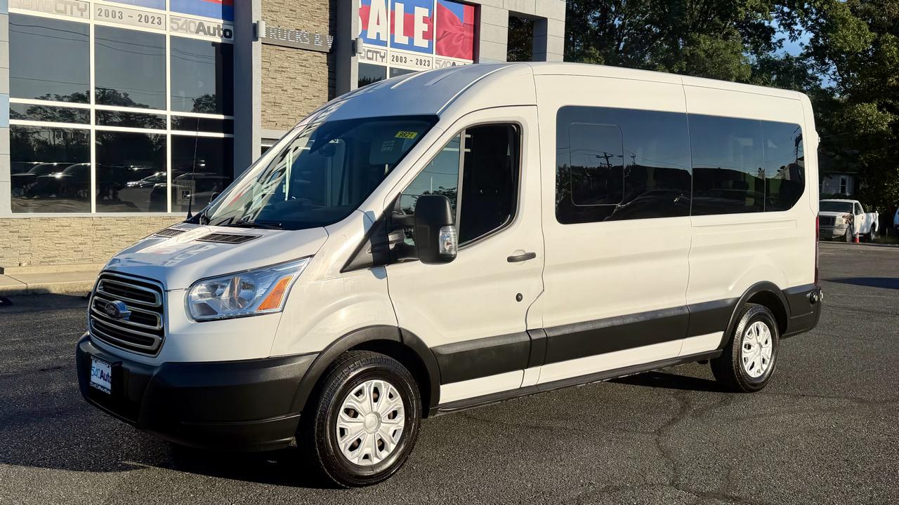Ford Transit Passenger Wagon  2019