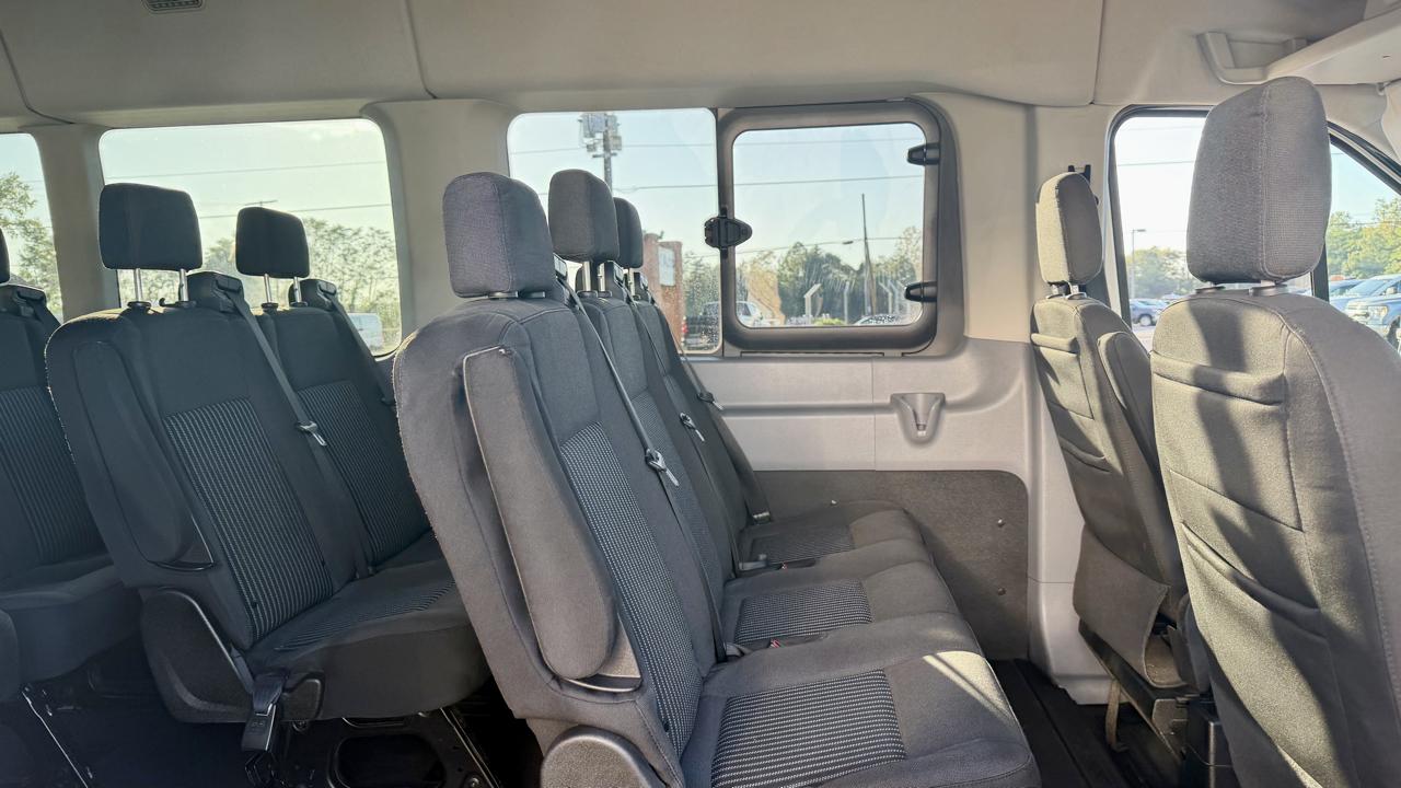 Ford Transit Passenger Wagon  2019