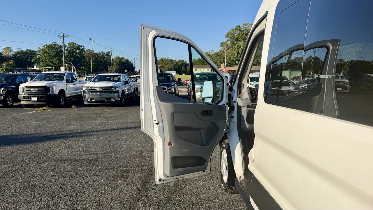 Ford Transit Passenger Wagon  2019