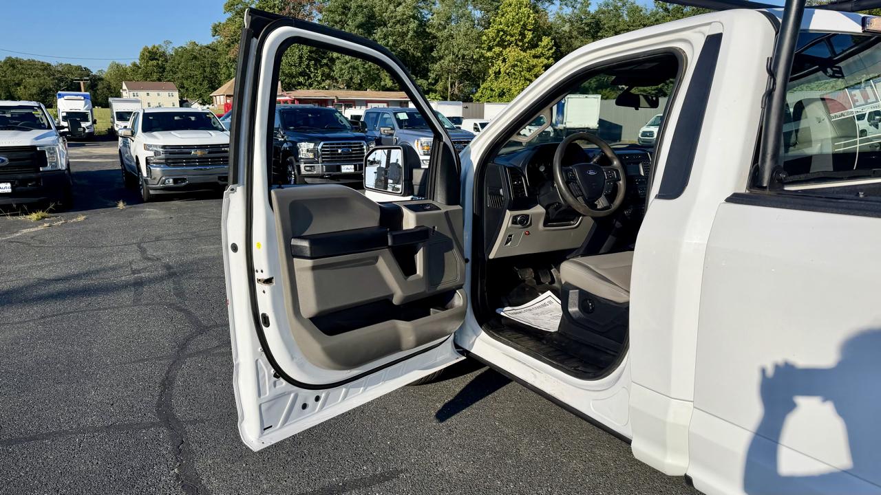 Ford F-150 XL 4WD Reg Cab 8' Box 2020