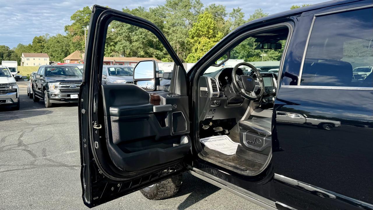 Ford F-250 photo 16