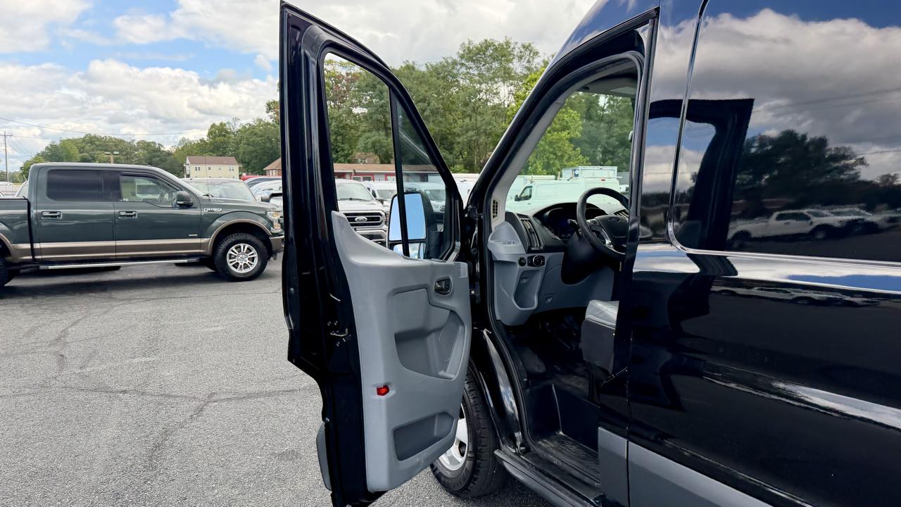 Ford Transit Van  2017