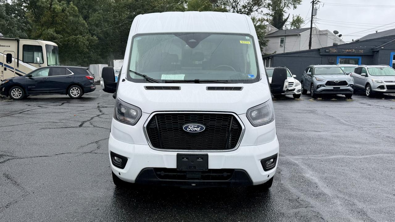 Ford Transit Passenger Wagon  2026