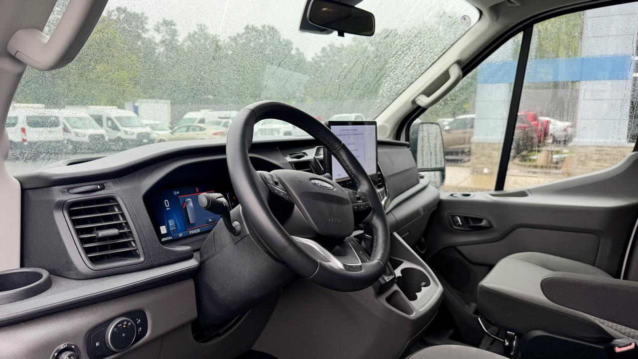 Ford Transit Passenger Wagon  2026