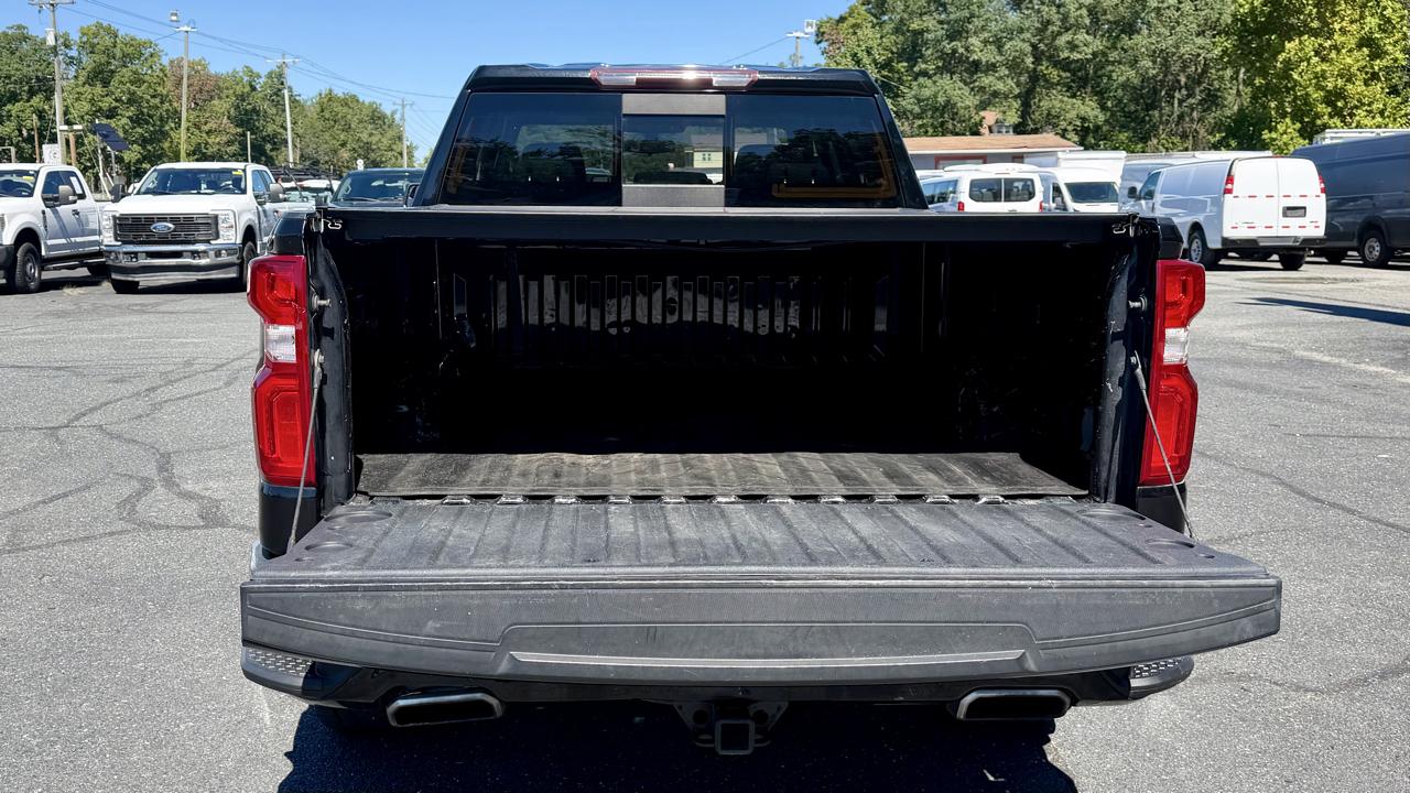 Chevrolet Silverado photo 11