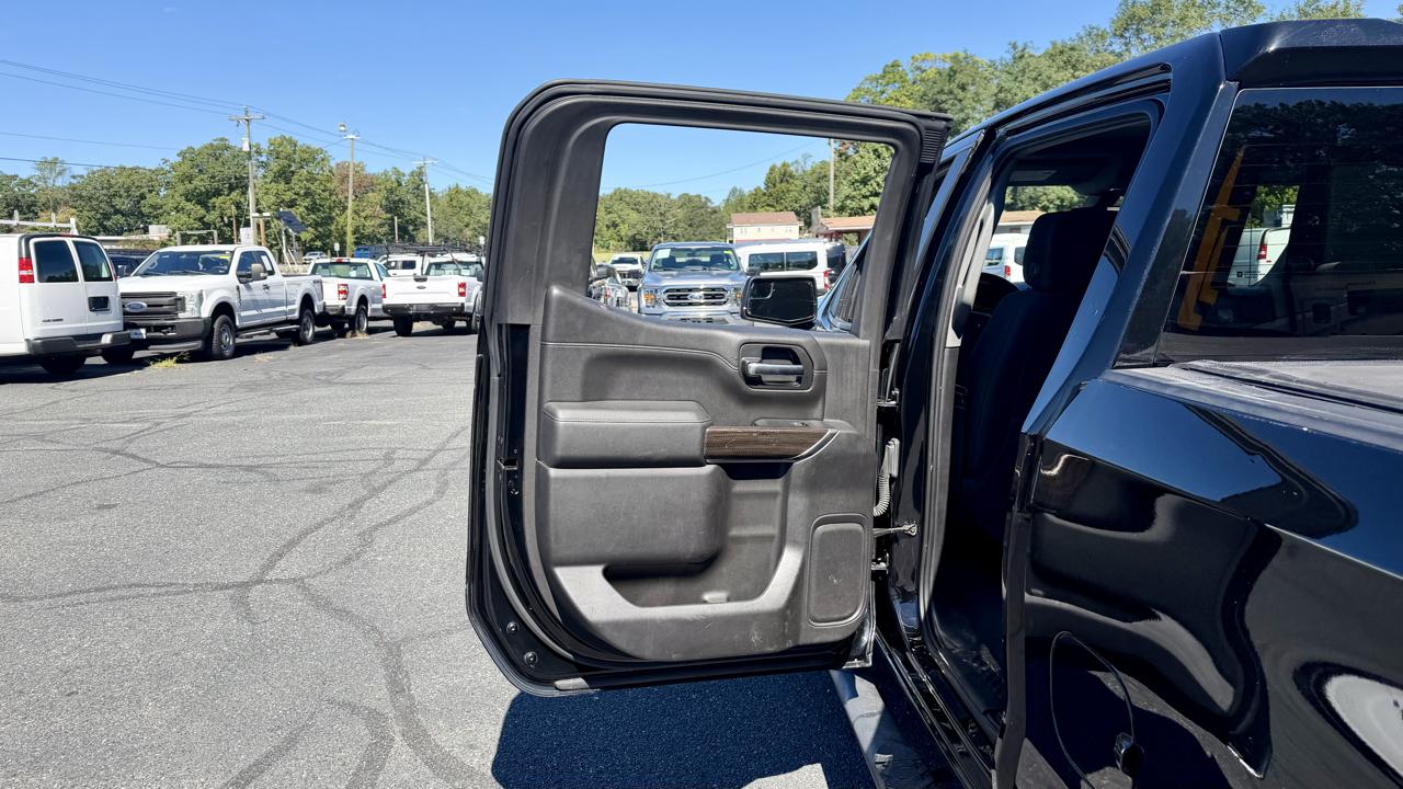 Chevrolet Silverado photo 17