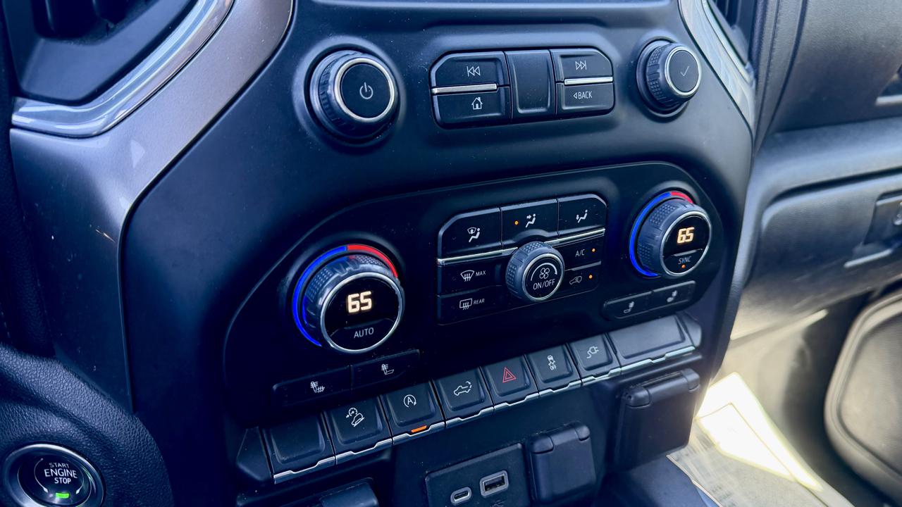 Chevrolet Silverado photo 22