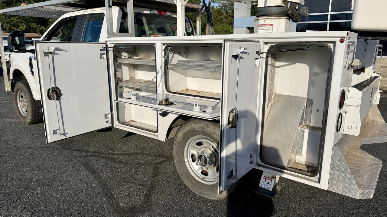 Ford Super Duty F-350 SRW  2021