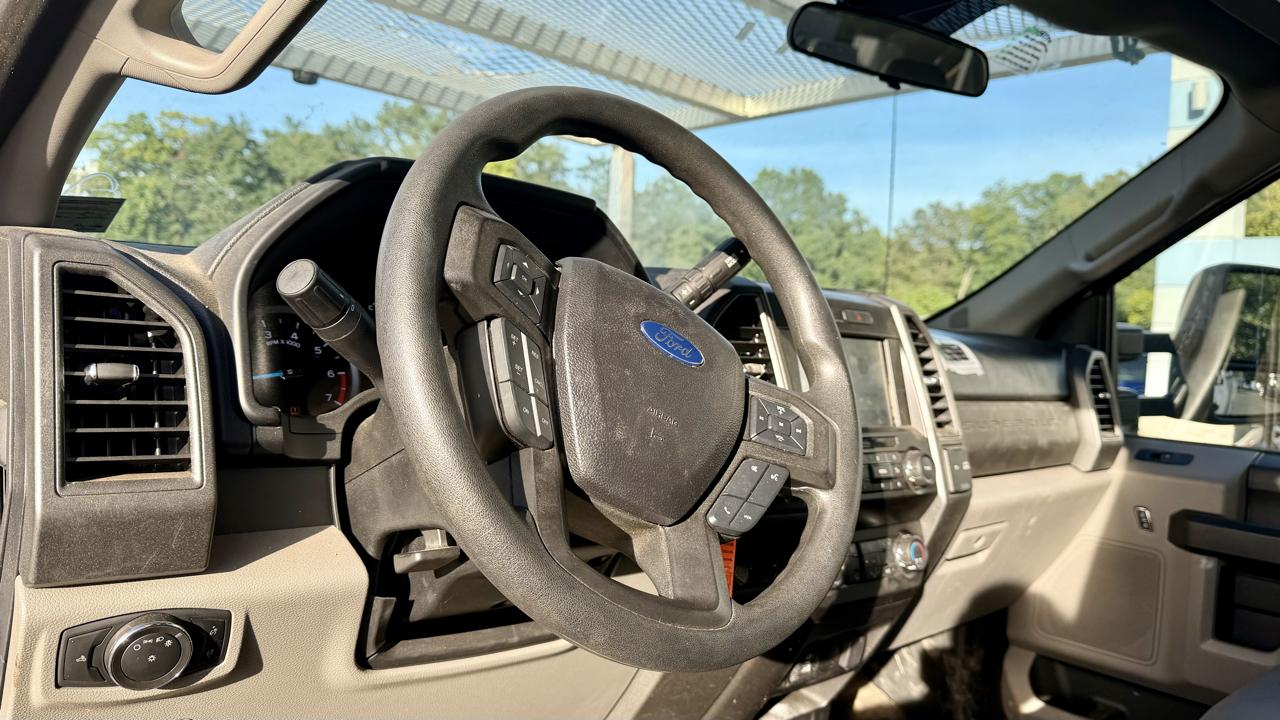 Ford Super Duty F-350 SRW  2021