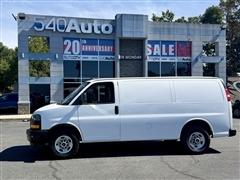 2022 GMC Savana Cargo Van 