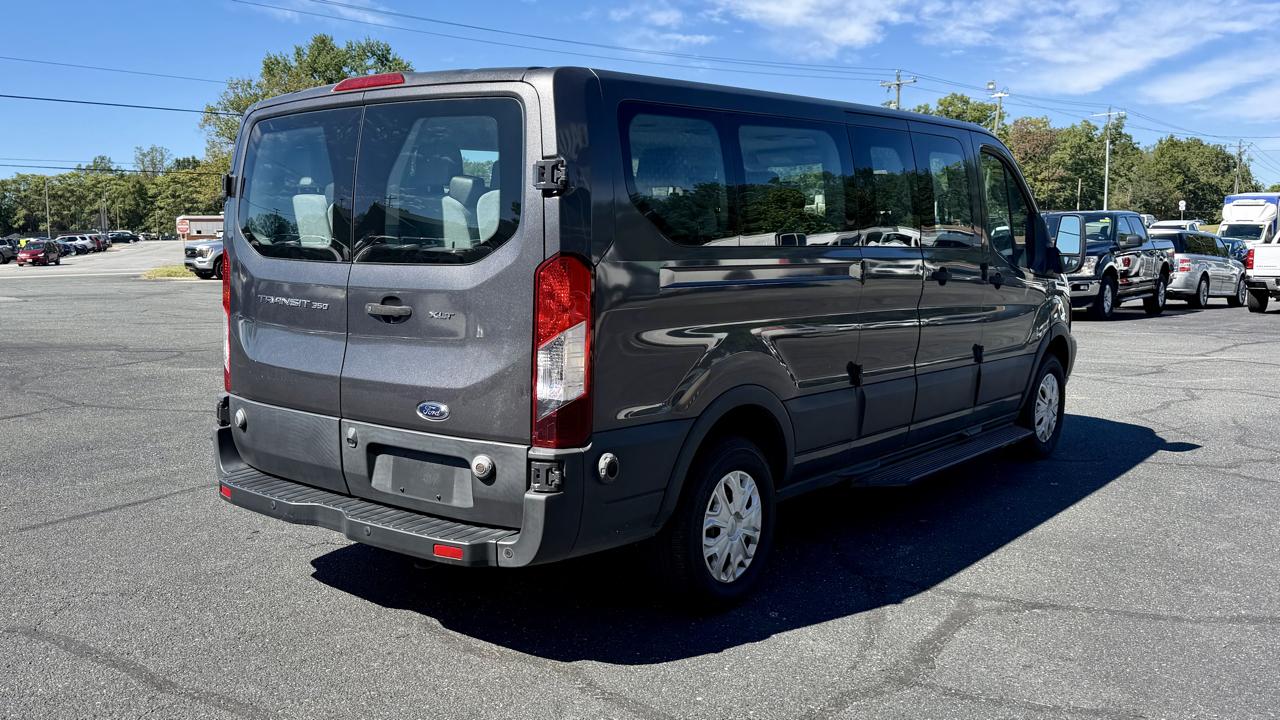 Ford Transit photo 8