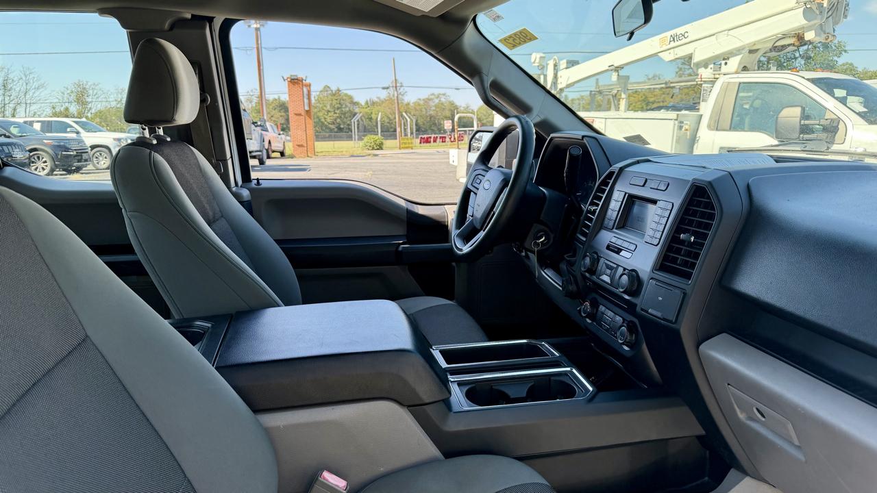Ford F-150 photo 9