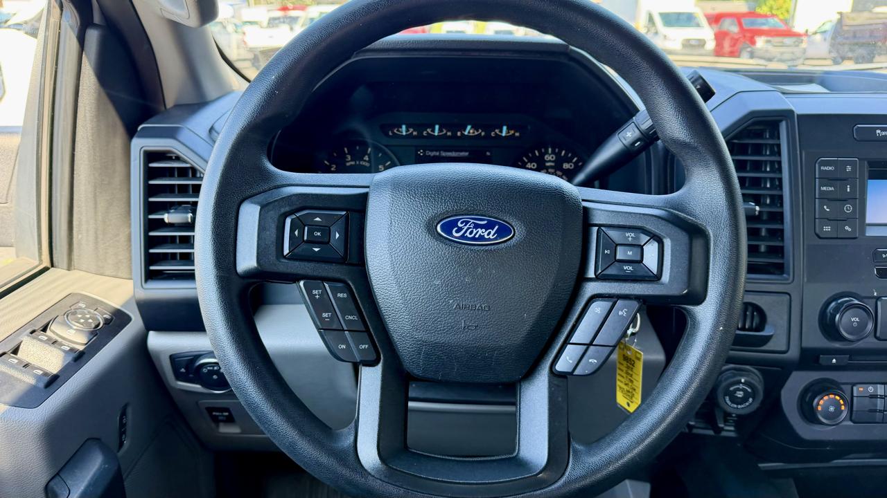 Ford F-150 photo 18