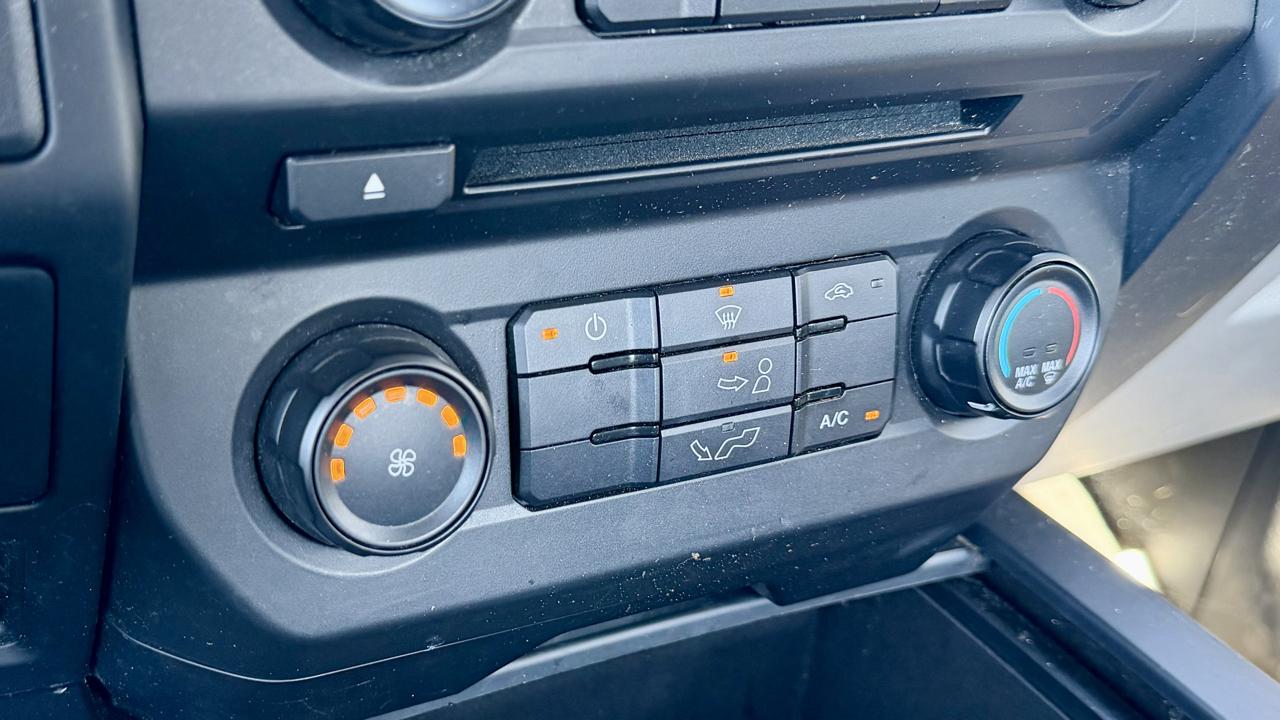 Ford F-150 photo 21