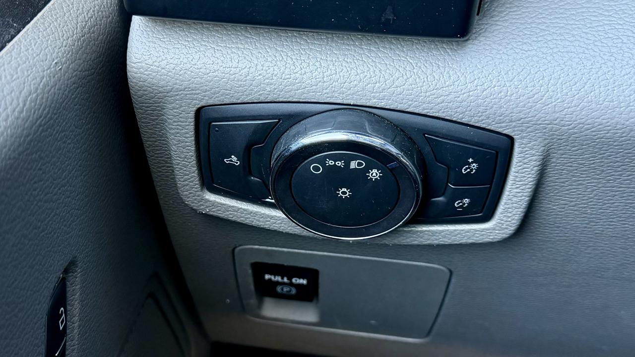 Ford F-150 photo 25