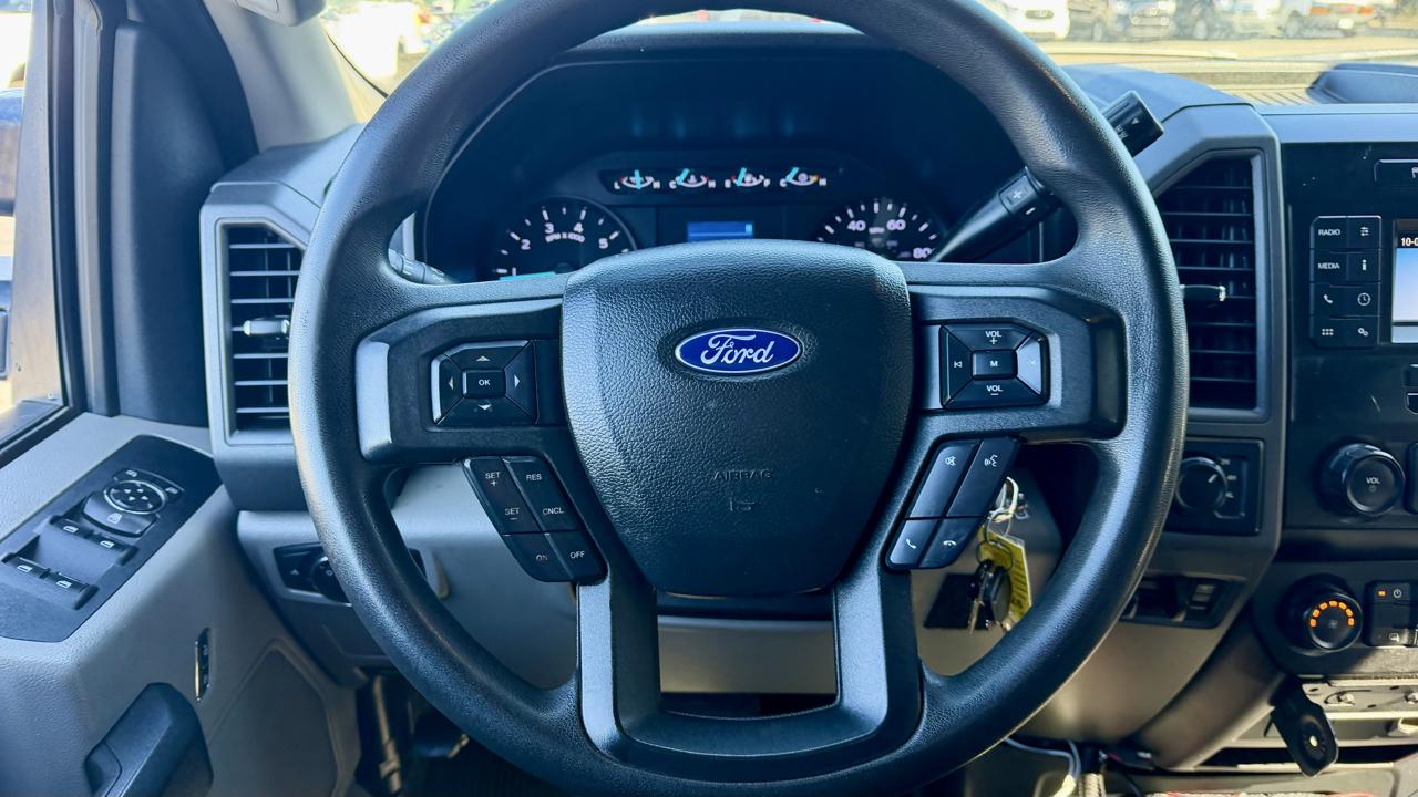 Ford F-350 photo 25