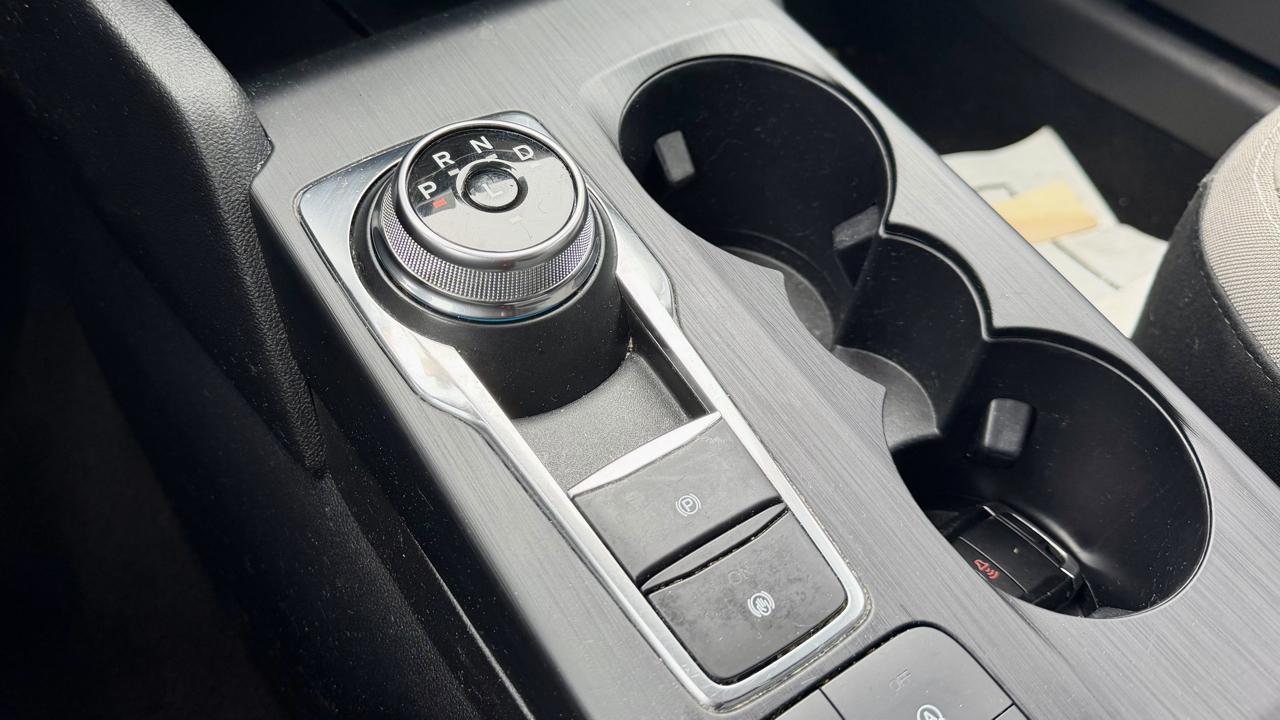 Ford Escape SE FWD 2022