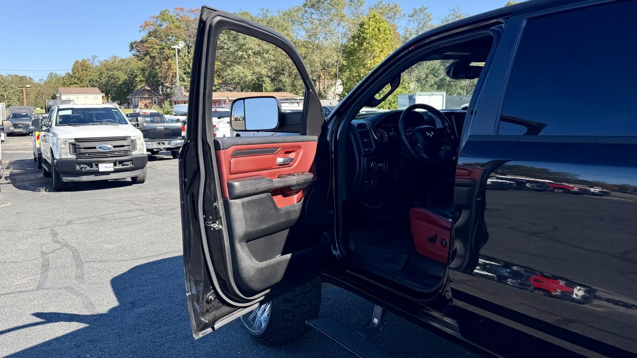 RAM 1500 Rebel 4x4 Crew Cab 5'7" Box 2019