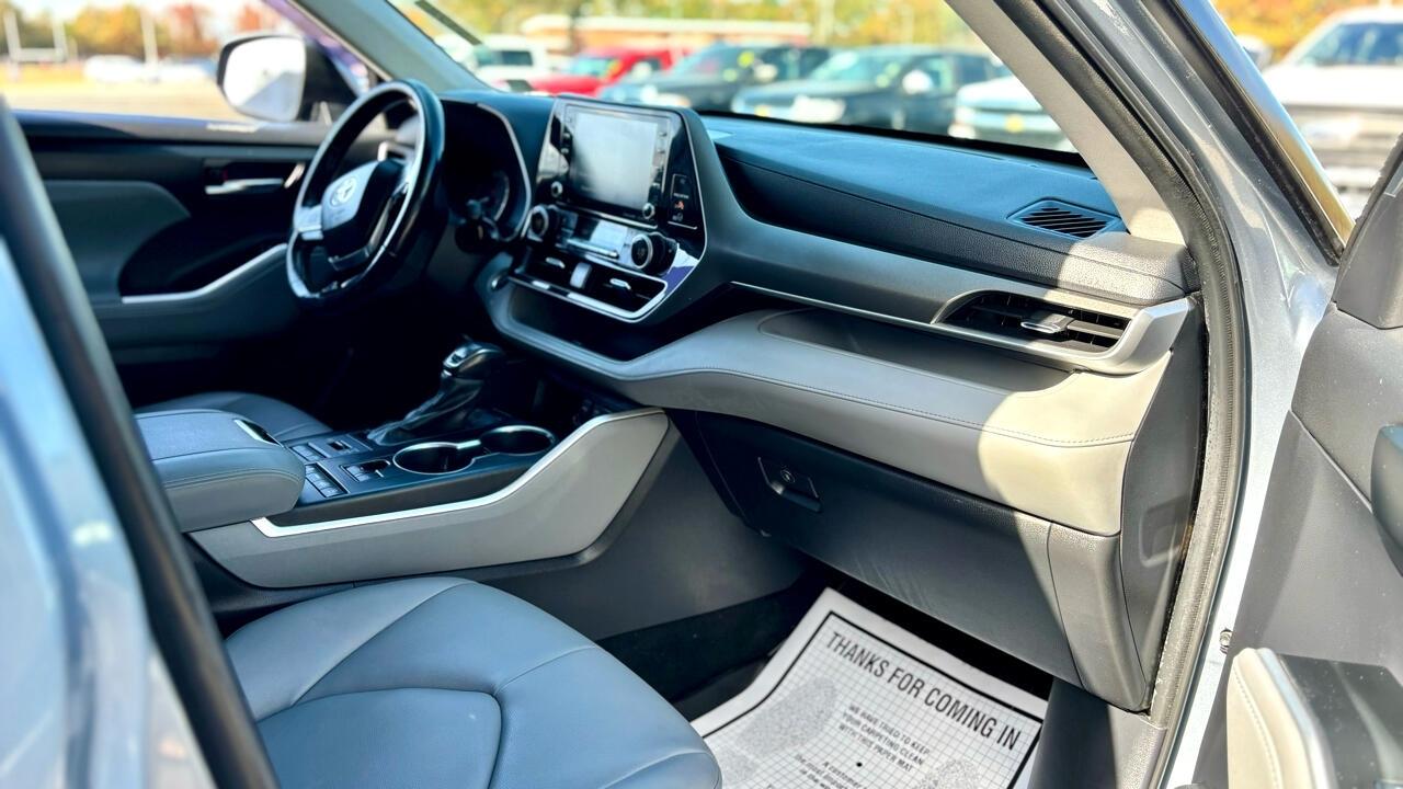 Toyota Highlander  2021