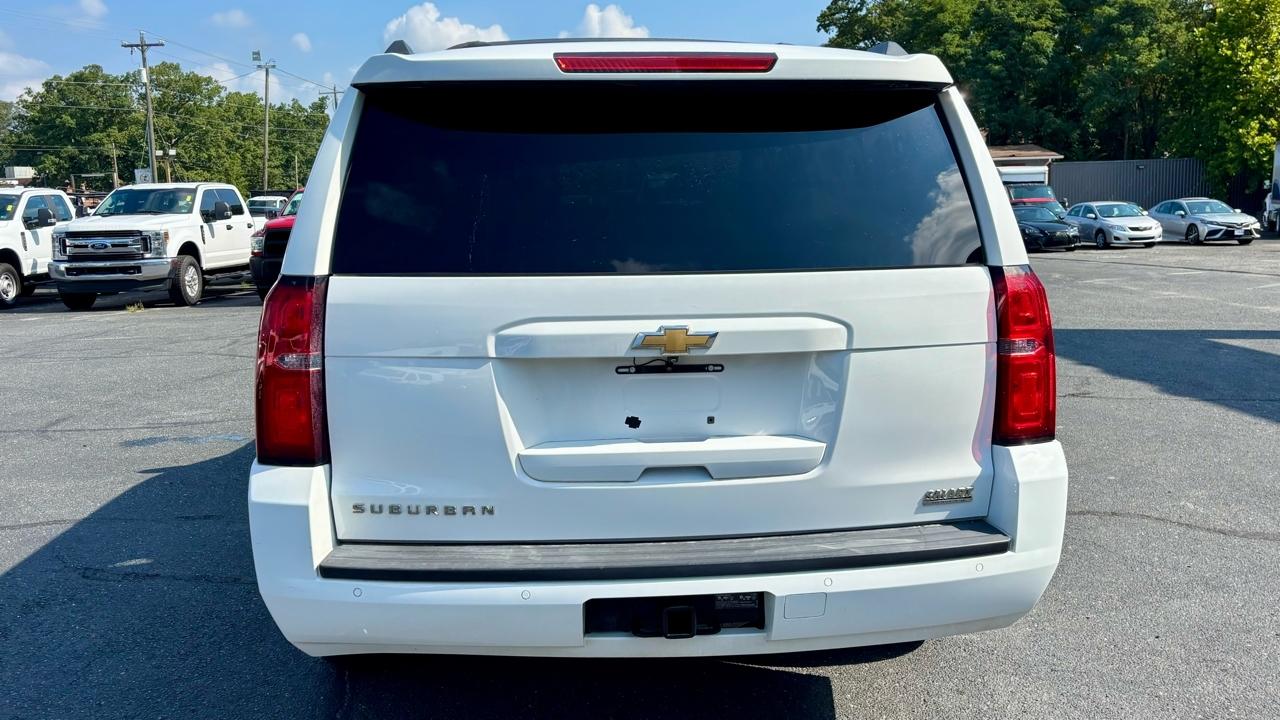 Chevrolet Suburban  2015