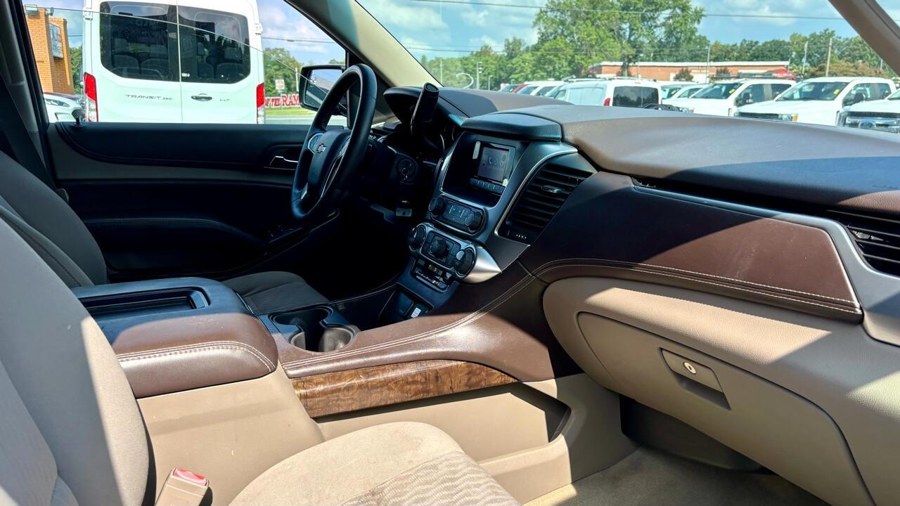 Chevrolet Suburban  2015