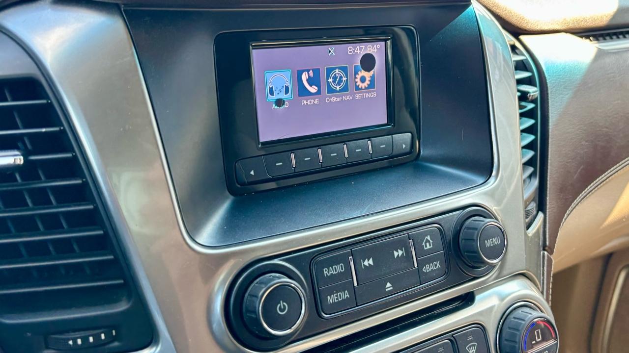 Chevrolet Suburban  2015