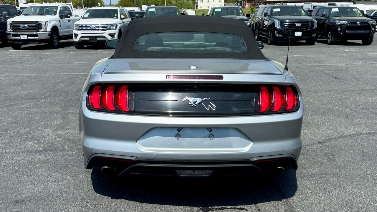 Ford Mustang  2022