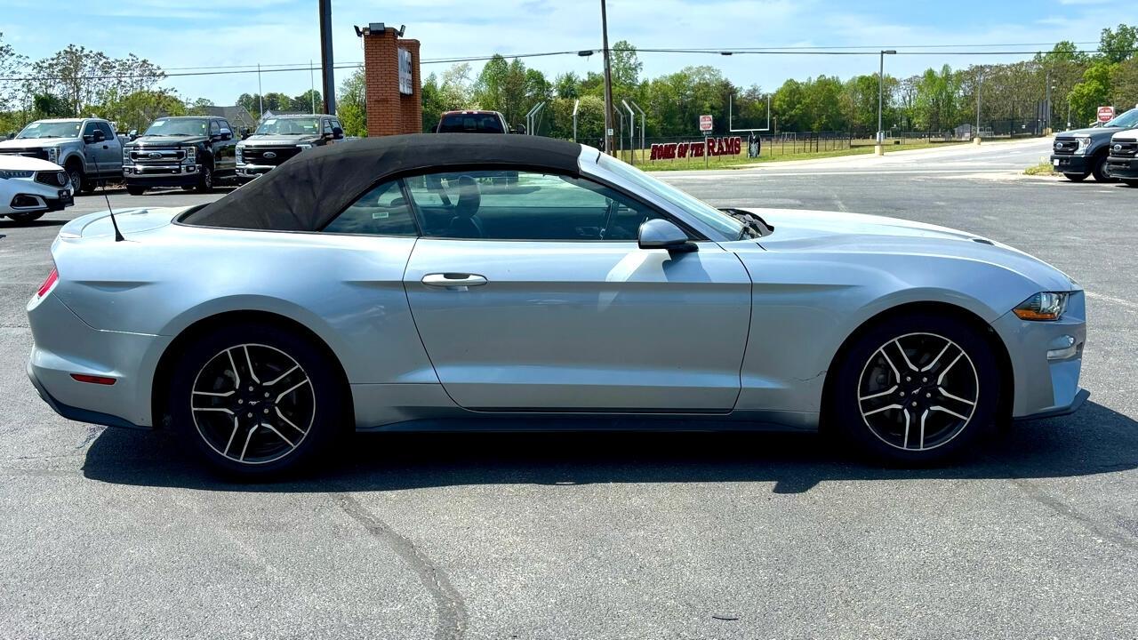 Ford Mustang  2022