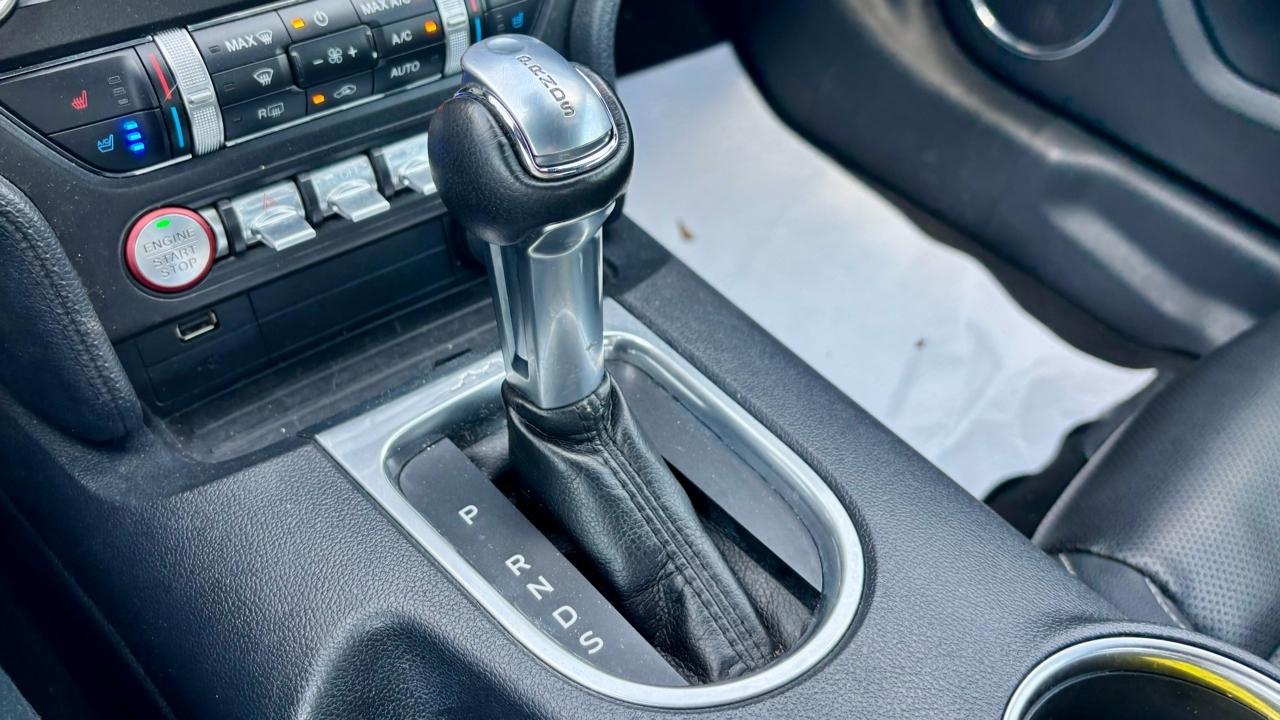 Ford Mustang  2022